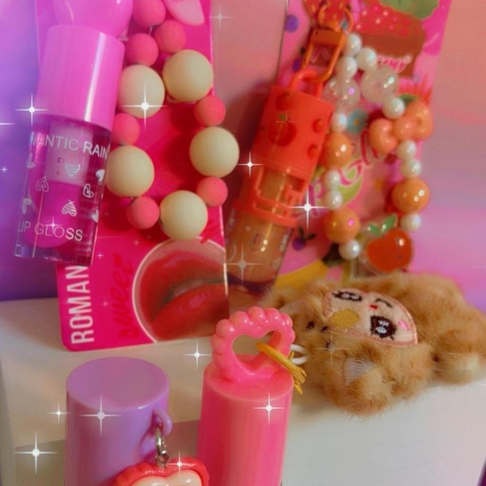 Y2K KAWAII COQUETTE PLUSH KEYCHAIN LIP OIL BALM GLOSS BUNDLE NEW‎